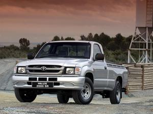 Toyota Hilux 2000 SR Single Cab 2001 года (ZA)